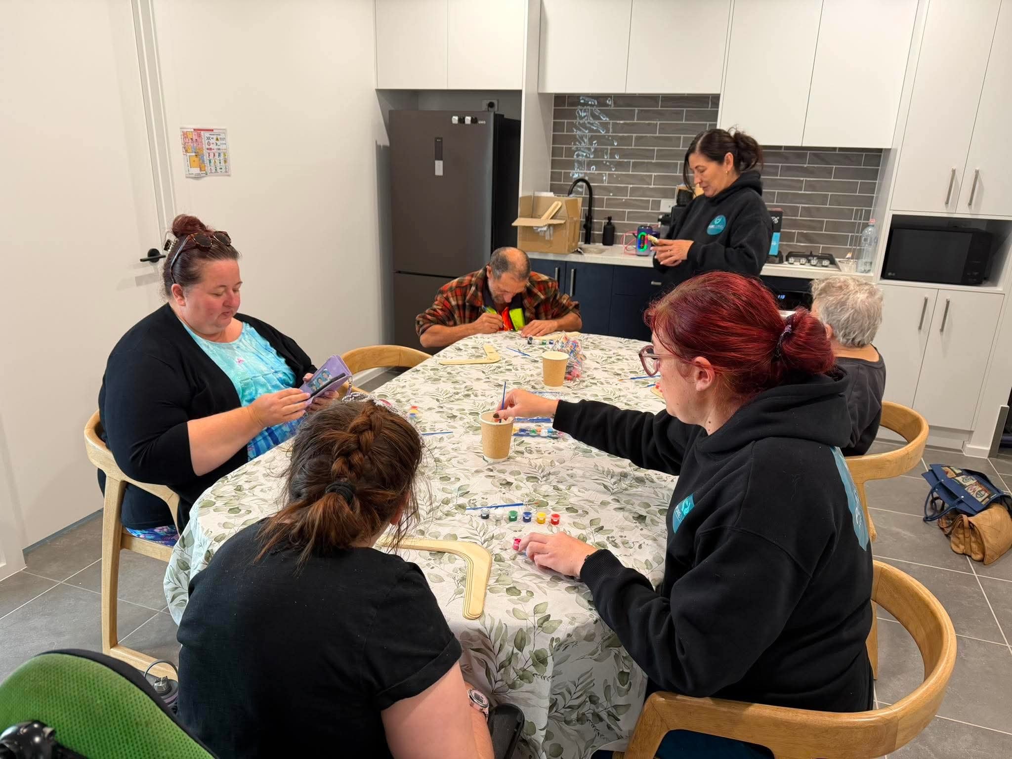 Creative arts and diamond dots program